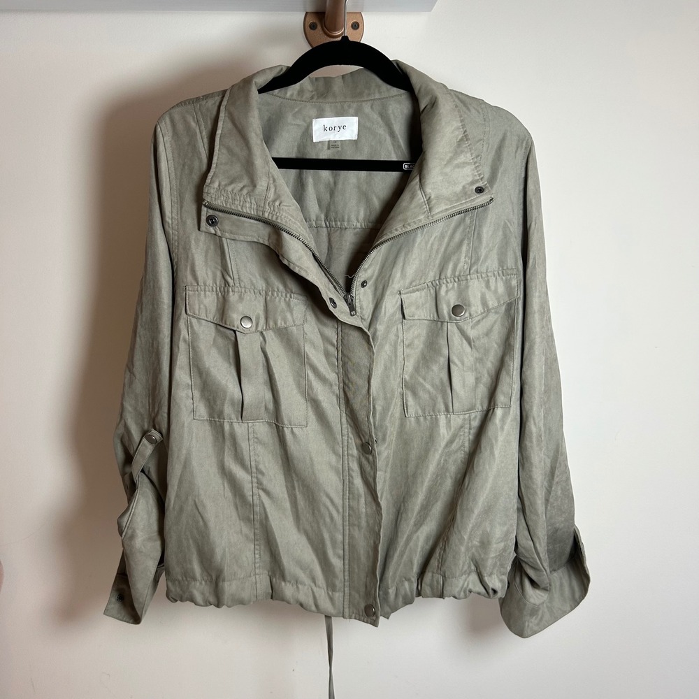Korye Women 1X Sage Green Utility Field Jacket Roll Tab Sleeve Drawstring Hem